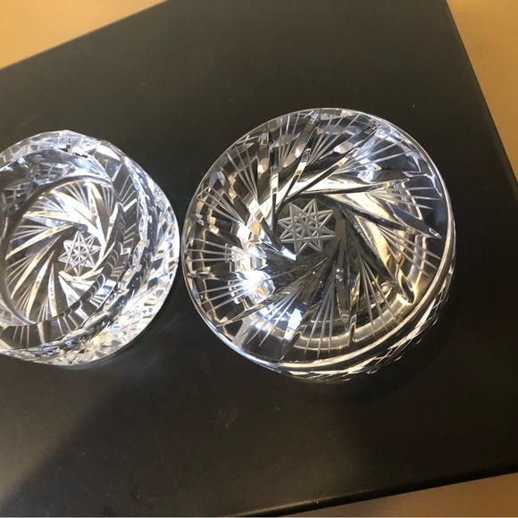 Vintage Crystal Ashtrays matching set - Picture 3 of 15